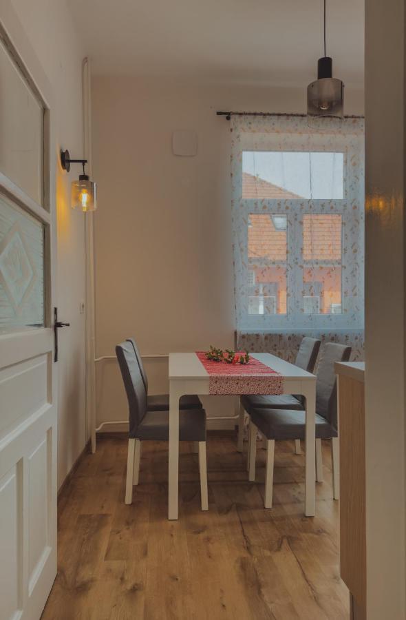 Pirc Apartment On Dunajska Street Ljubljana Buitenkant foto